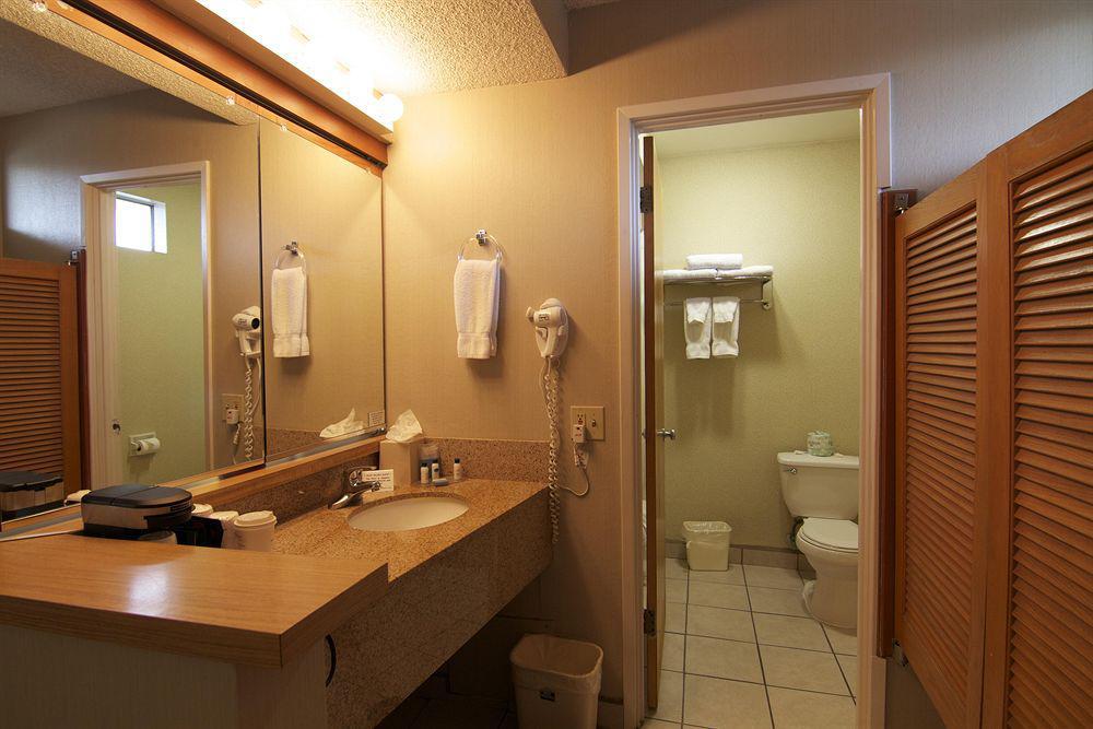 Best Western Andersen'S Inn Santa Nella Bilik gambar